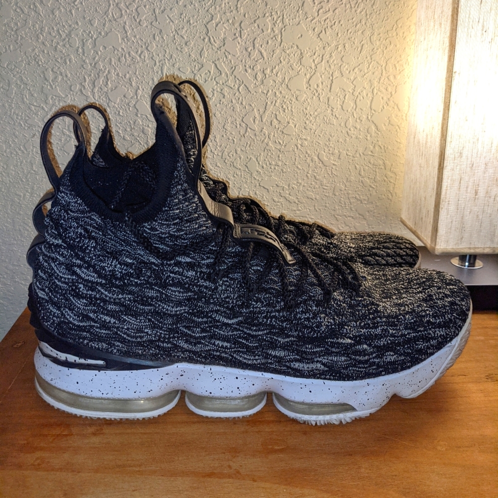 LeBron 15 "Ashes"🔥Men's Size 11